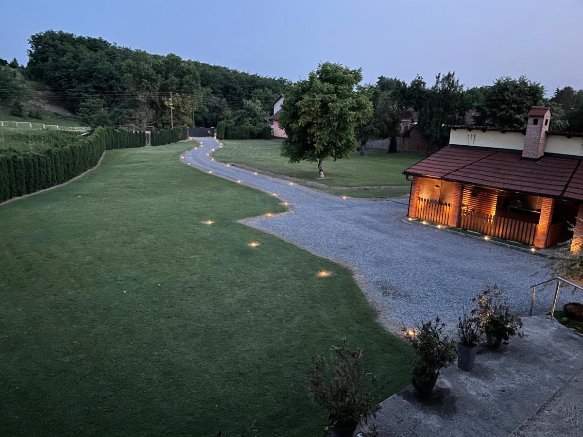MODERN HOUSE SURROUNDED By NATURE Grabrov Potok Ngoại thất bức ảnh